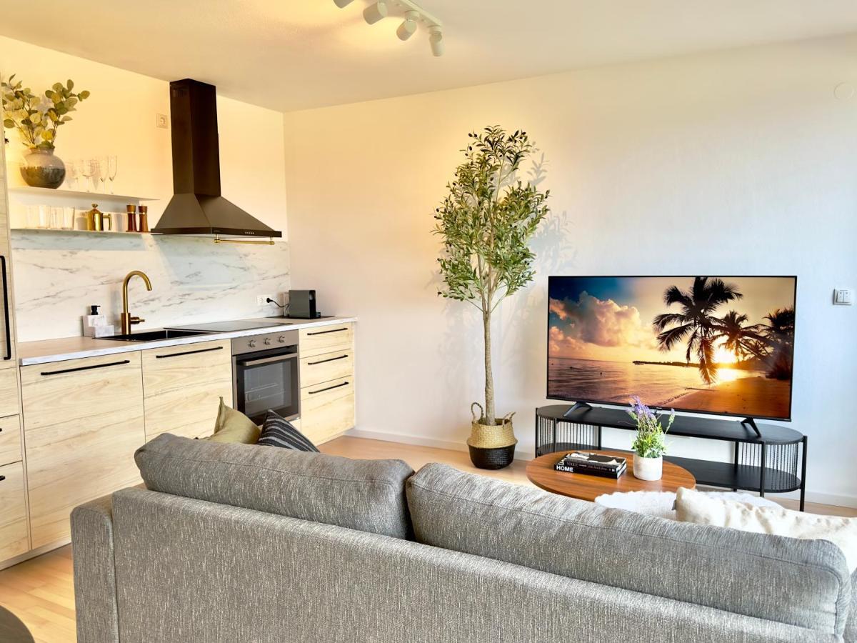 Flair Apartments Vorarlberg - Stilvolles Wohnen Nahe Bodensee & Alpen - Kueche, Balkon & Gratis Parkplatz Bregenz Eksteriør bilde